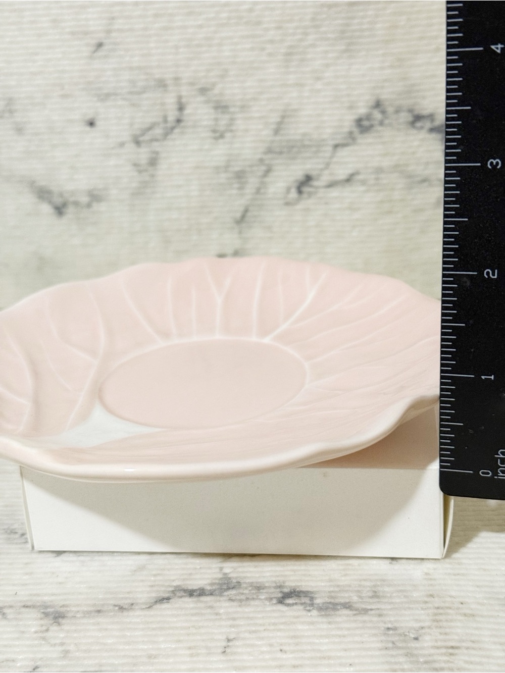 Tory Burch x Dodie Thayer Pink Lettuce Ware Jewelry Trinket Dish / Small Plate - Picture 4 of 7